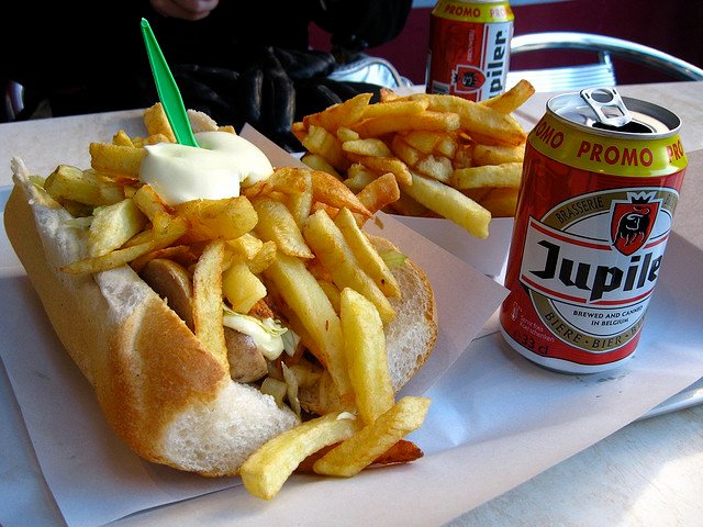 1433008421-mitraillette.jpg