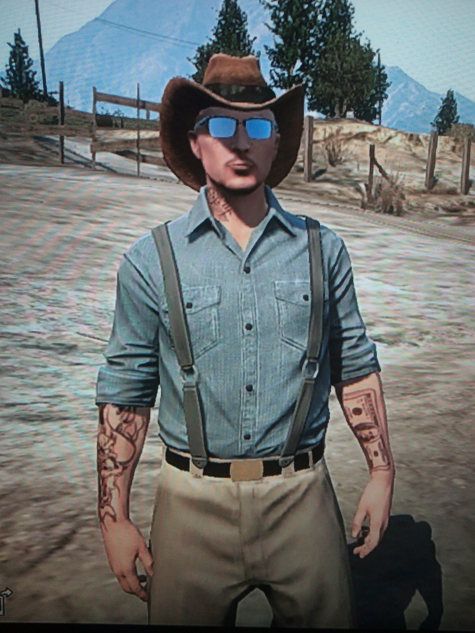 La tenue de combat Ultime 3 en 1 sur le forum Grand Theft Auto V 02