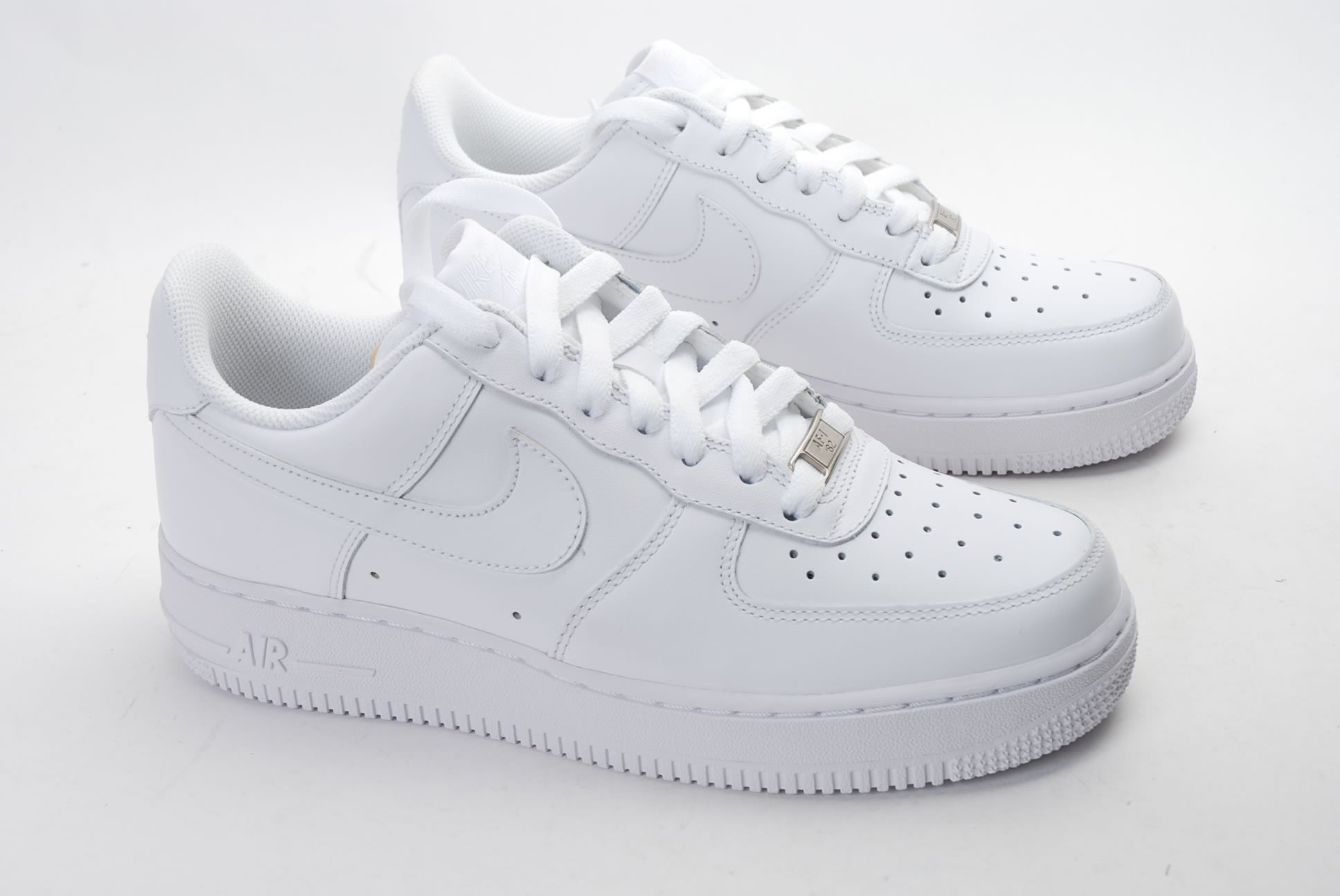 air force blanche et rose