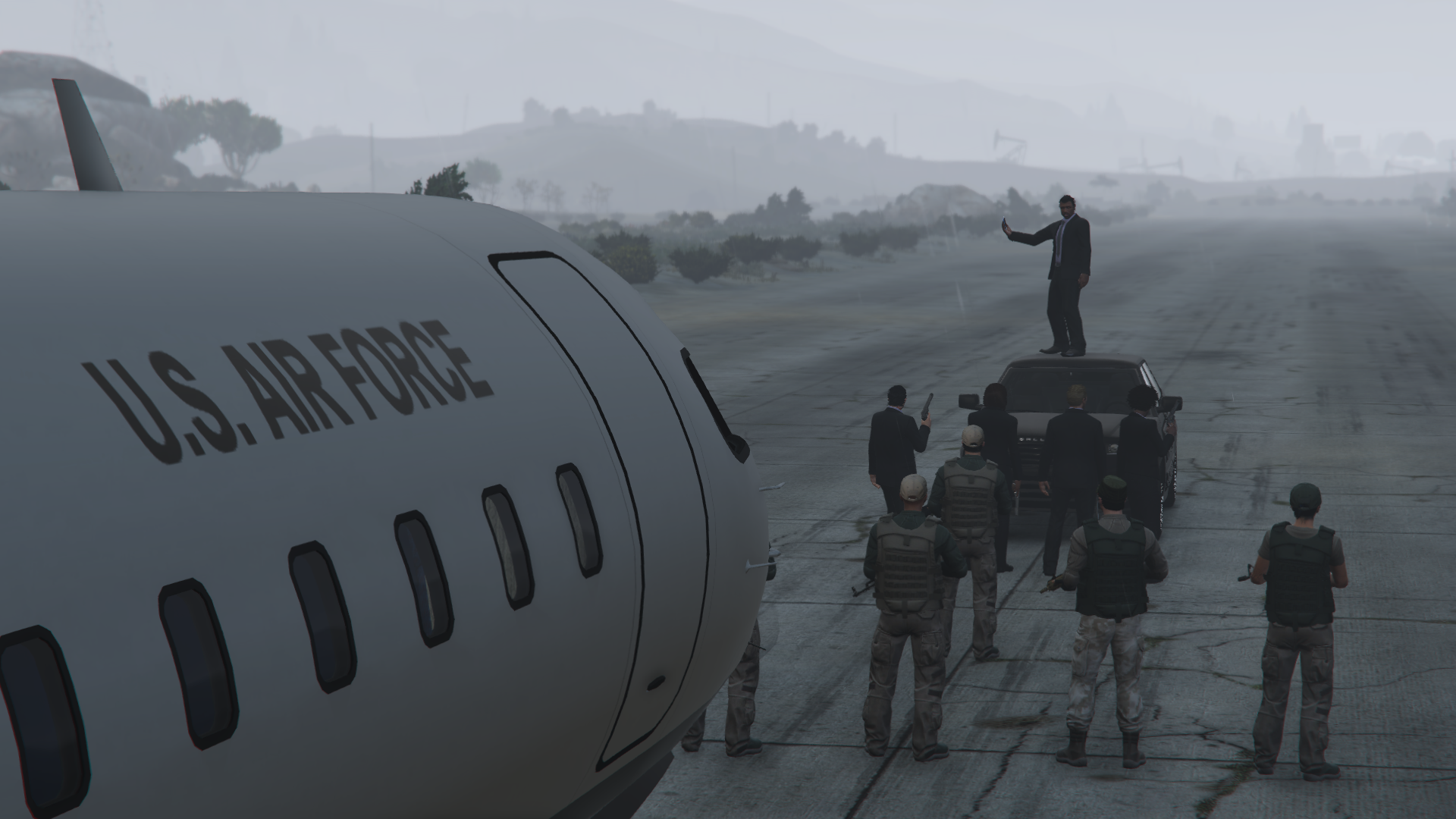 1450636588-grand-theft-auto-v-2015122018