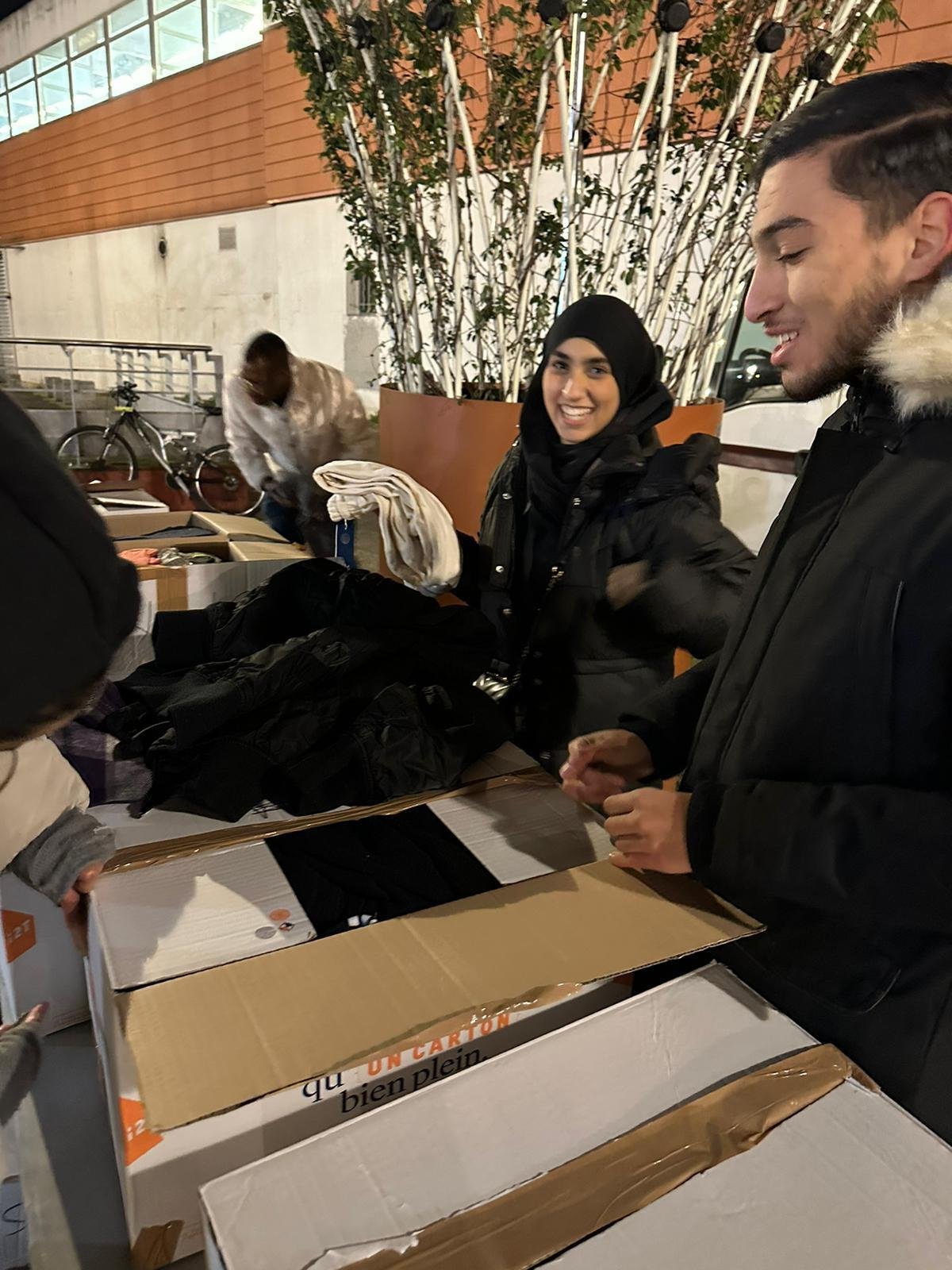 Maraude de l'association humanitaire Yakaar
