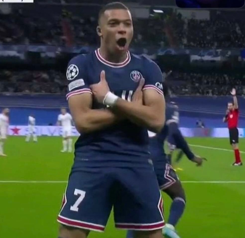 Pourquoi Mbappe Bande Tout Le Temps Quand Il Marque Sur Le Forum