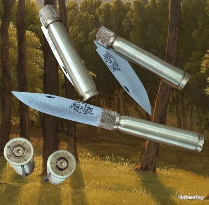 http://image.noelshack.com/fichiers/2023/22/3/1685569529-00005-couteau-douille-de-12-7-jose-da-cruz-calibre-50-balle-lame-carbone-rasoir-portugal-po.jpg
