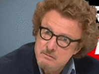 https://image.noelshack.com/fichiers/2021/27/6/1625934656-qui-tremble.gif