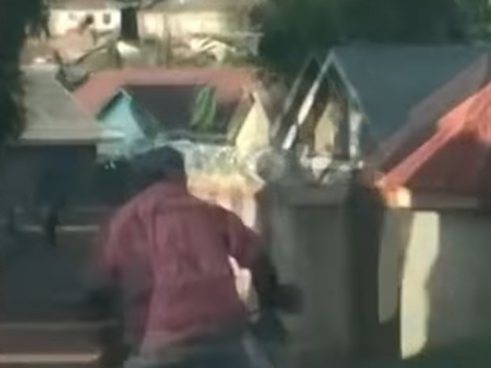 https://image.noelshack.com/fichiers/2026/17/7/1777194218-wakaliwood.png
