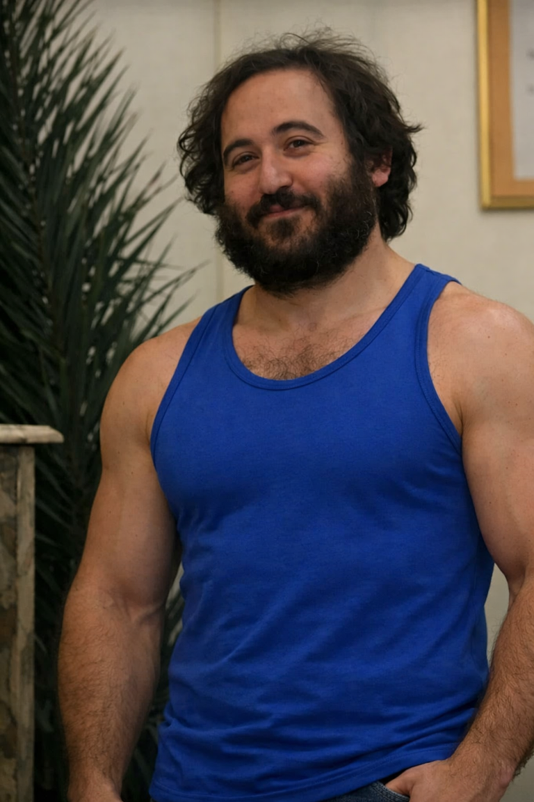 https://image.noelshack.com/fichiers/2026/24/5/1781301048-oussama-ammar-muscl.jpg