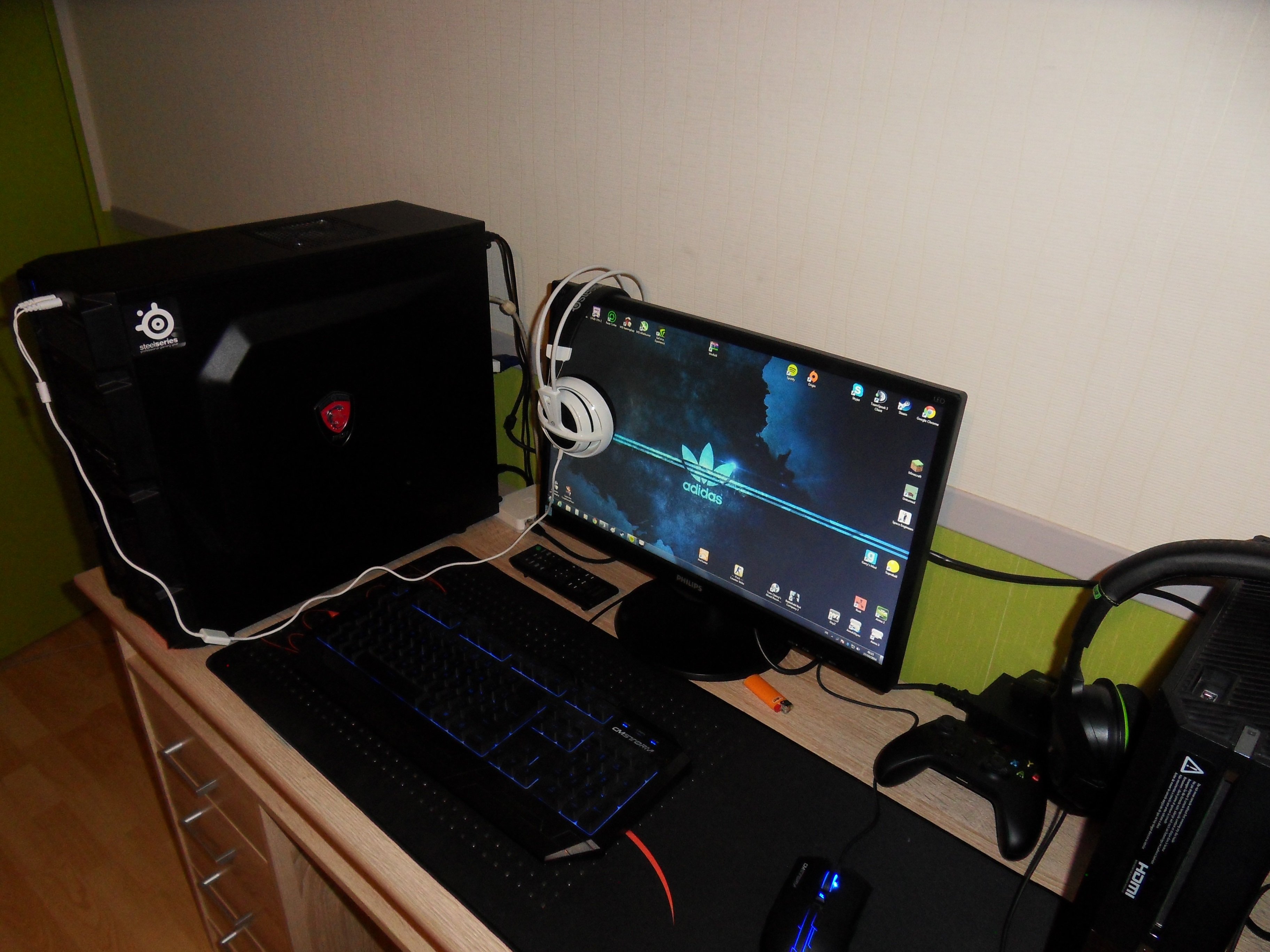 Mon petit Setup gaming. sur le forum Hardware 17102014 013846