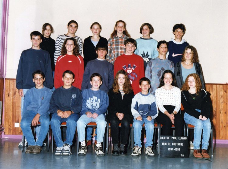 Cette photo de classe des années 90 sur le forum Blabla 18-25 ans - 13 ...