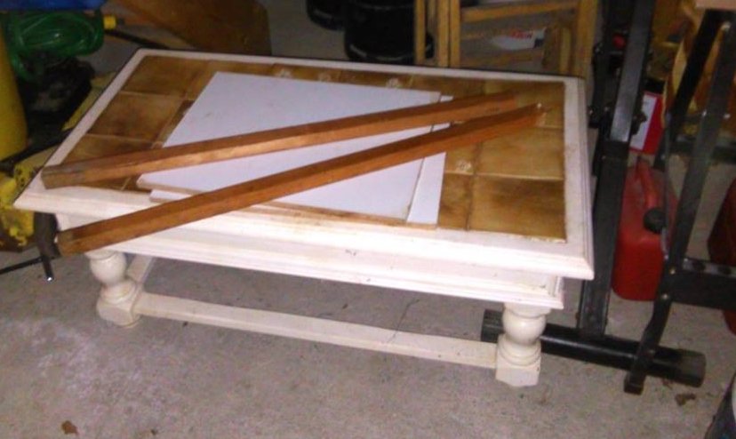 Restauration Dun Meuble En Bois Avec Une Peinture Personnalisée