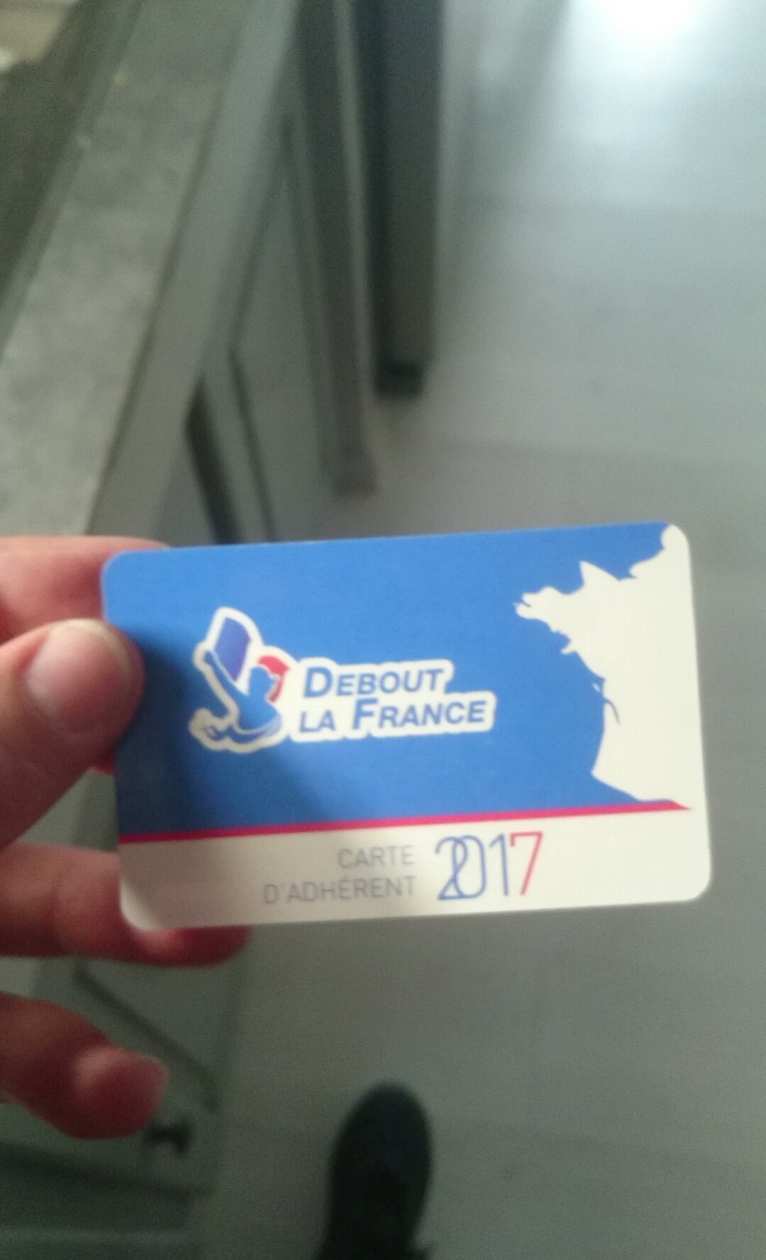 J Ai Recu Ma Carte D Adherent Debout La France Sur Le Forum Blabla 18 25 Ans 29 05 2017 19 48 10 Jeuxvideo Com