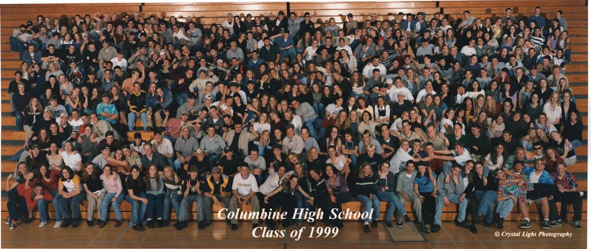 La TERRIBLE photo de classe avant la TUERIE de COLUMBINE sur JvArchive ...