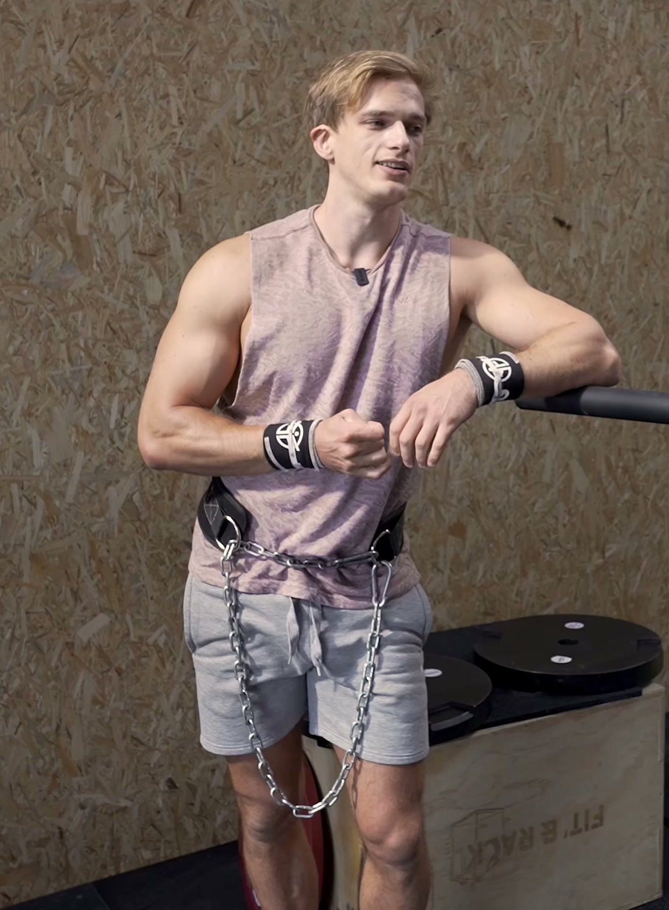 youtubeur ERIC FLAG 10 ans de muscu sur le forum Blabla 1825 ans 26012024 210319