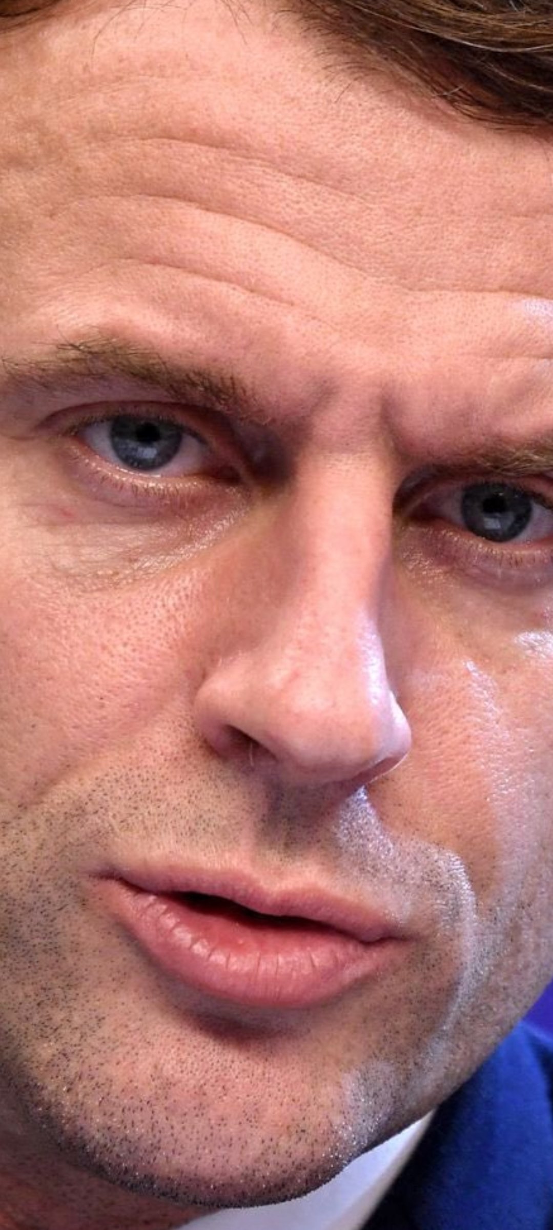 🔴 le poil blanc dans le nez de macron sur le forum blabla 18-25 ans