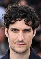 1730969272-louis-garrel.jpg?042148