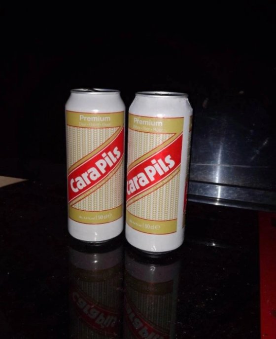 Je bois ma bière seul pendant que les yeslife vont en soirée