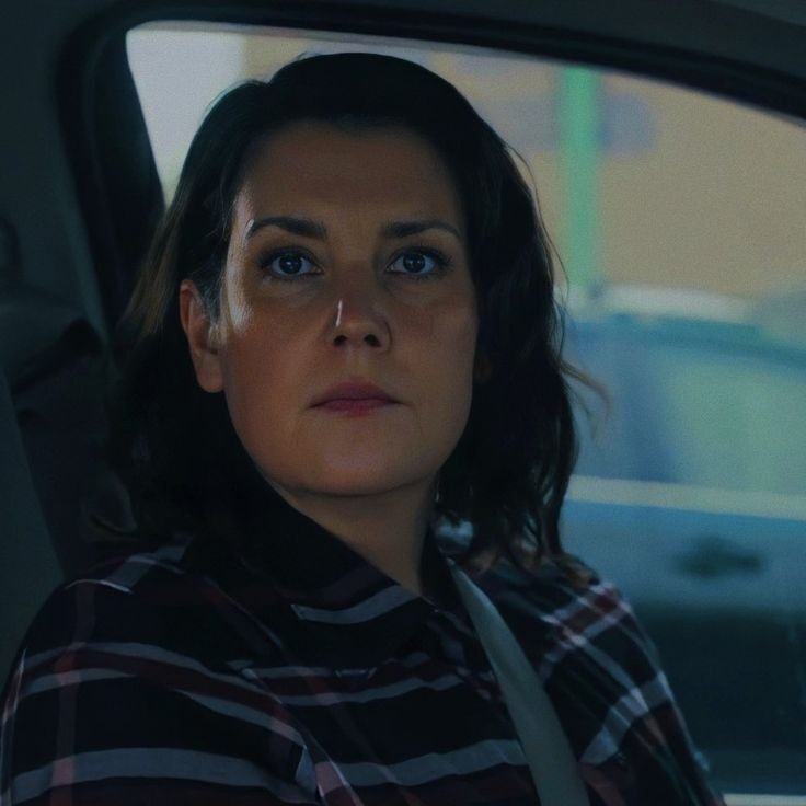 Melanie Lynskey
