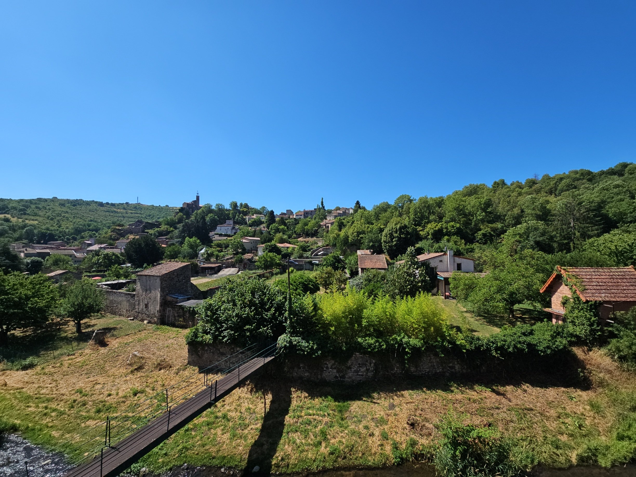 1752668692-7741afcb-d865-4af5-8d77-9409a