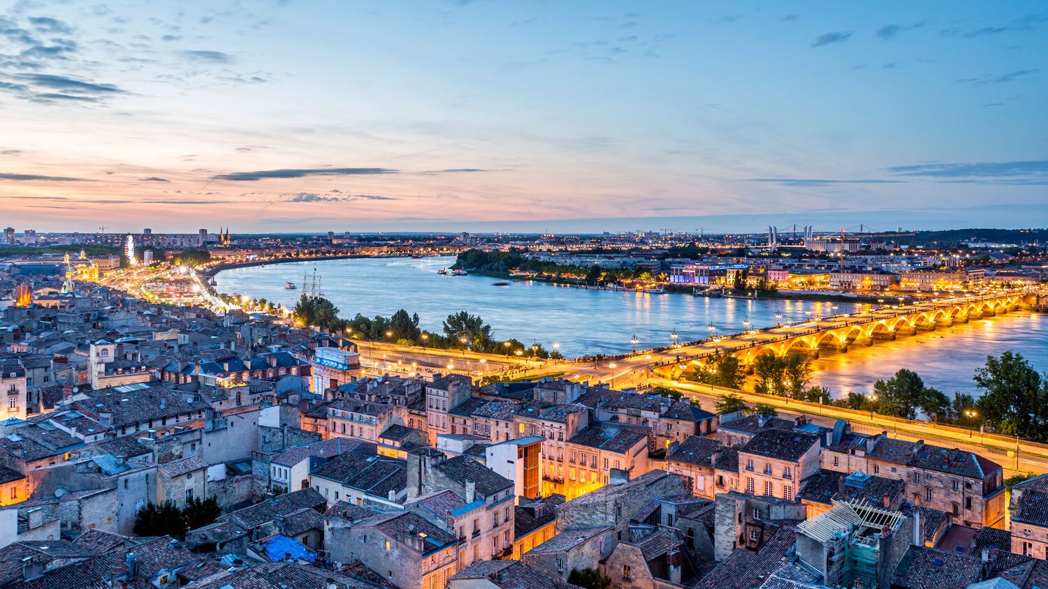 Éviter les erreurs pour une sortie romantique parfaite à Bordeaux