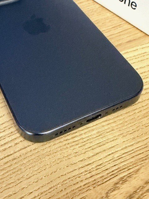 https://image.noelshack.com/fichiers/2025/39/4/1758807102-iphone.jpg https://image.noelshack.com/fichiers/2025/39/4/1758807102-iphone.jpg