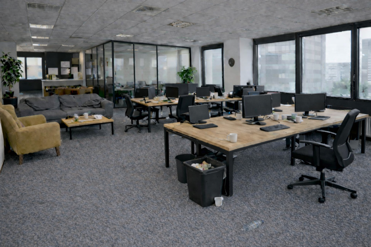 Avant bureaux