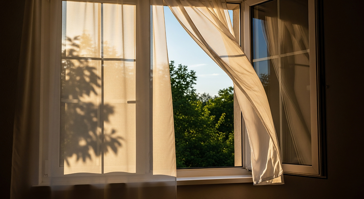 Sèche-serviettes RIVA E 500W Voltman installé dans une salle de bain moderne