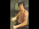 https://image.noelshack.com/fichiers/2012/01/1356952181-bruce-lee-abdos-1.jpg