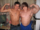 https://image.noelshack.com/fichiers/2012/25/1340282529-justin-bieber-shirt-off-shirtless.jpg