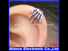 https://image.noelshack.com/fichiers/2012/38/1348081835-hot-punk-925-silver-skeleton-hand-skull-cartilage-ear-cuff-wrap-clip-earring-ld080.jpg