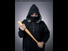 https://image.noelshack.com/fichiers/2012/45/1352472538-14158439-studio-photo-de-jeune-voyou-avec-batte-de-baseball-sur-fond-gris.jpg