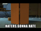 https://image.noelshack.com/fichiers/2013/04/1358811104-toy-story-haters-gonna-hate.gif