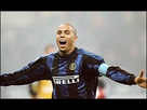 https://image.noelshack.com/fichiers/2013/08/1361566351-1928559-ronaldo300.jpg