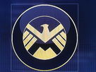 https://image.noelshack.com/fichiers/2013/12/1363624585-marvel-shield-logo.jpg