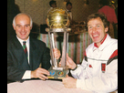 https://image.noelshack.com/fichiers/2013/18/1367666054-arrigo-sacchi-e-franco-baresi-intercontinentale-1989.jpg
