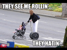 https://image.noelshack.com/fichiers/2013/19/1368197433-rollin.jpg