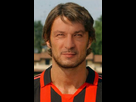 https://image.noelshack.com/fichiers/2013/22/1370102888-maldini-baggio.jpg