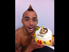 https://image.noelshack.com/fichiers/2013/22/1370178588-ricochet-avec-gateau.jpg