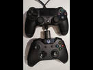 https://image.noelshack.com/fichiers/2013/26/1372189632-ps4-xbox-one-controllers.jpg