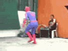 https://image.noelshack.com/fichiers/2013/26/1372349158-spiderman-ne-marche-pas-sur-les-murs.gif