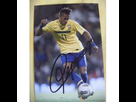 https://image.noelshack.com/fichiers/2013/27/1372977969-autographe-dedicace-authentique-de-neymar-935642015-ml.jpg
