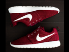 https://image.noelshack.com/fichiers/2013/46/1384289505-nike-roshe-run-team-red-3.jpeg