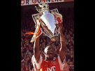 https://image.noelshack.com/fichiers/2013/50/1387017862-avec-arsenal-patrick-a-collectionne-les-trophees-image-262943-article-ajust-930.jpg