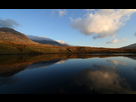 https://image.noelshack.com/fichiers/2014/05/1391282058-connemara-lake-in-mountains-wallpaper-1280x800.jpg