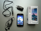 https://image.noelshack.com/fichiers/2014/07/1392561131-wiko-cink-peax-2-box.jpg
