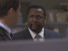 https://image.noelshack.com/fichiers/2014/14/1396417802-bunk-the-wire.gif