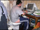 https://image.noelshack.com/fichiers/2014/18/1398713261-toilet-pc-640.jpg