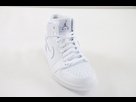 https://www.noelshack.com/2014-22-1401367513-basket-nike-air-jordan-1-mid-blanc-2.jpg