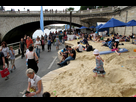 https://image.noelshack.com/fichiers/2014/32/1407679786-img-3558-paris-plages-s.jpg