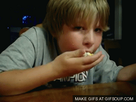 https://image.noelshack.com/fichiers/2014/41/1413027180-giphy.gif