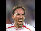 https://image.noelshack.com/fichiers/2014/41/1413136397-ribery-bus-video.jpg