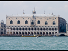 https://image.noelshack.com/fichiers/2014/42/1413736084-photograph-of-of-the-doges-palace-in-venice.jpg